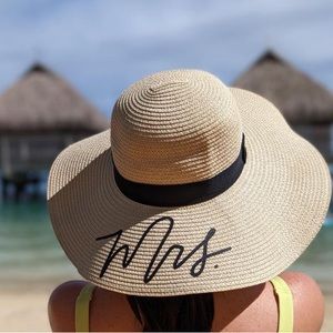 Mrs Hat- Perfect for honeymoon